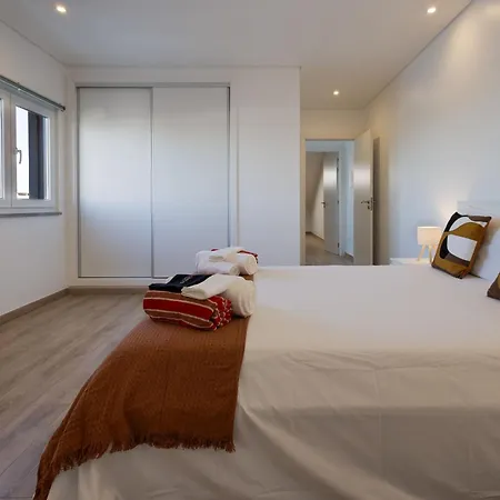 Piscina Aquecida E Casa De Banho Privativa Pansiyon Fernao Ferro