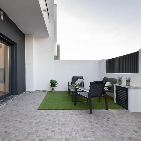 Piscina Aquecida E Casa De Banho Privativa * Fernao Ferro