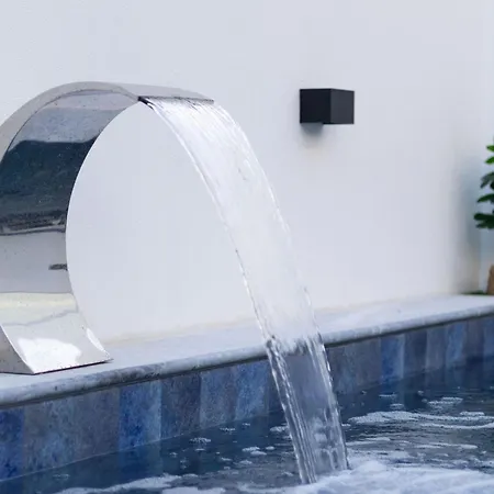 Piscina Aquecida E Casa De Banho Privativa *